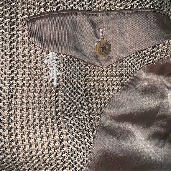 Burberry VNG Suit Jacket - Picture 6 of 16